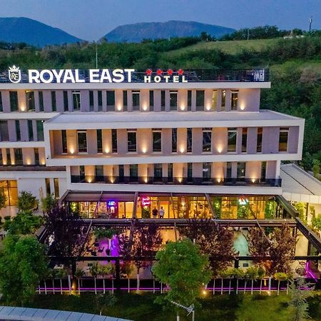 Royal East Resort Mjull-Bathore Exterior photo