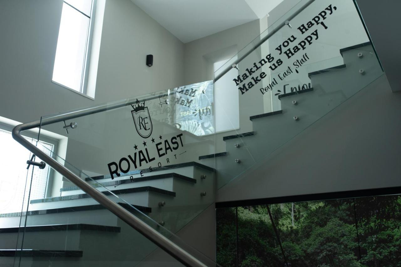 Royal East Resort Mjull-Bathore Exterior photo